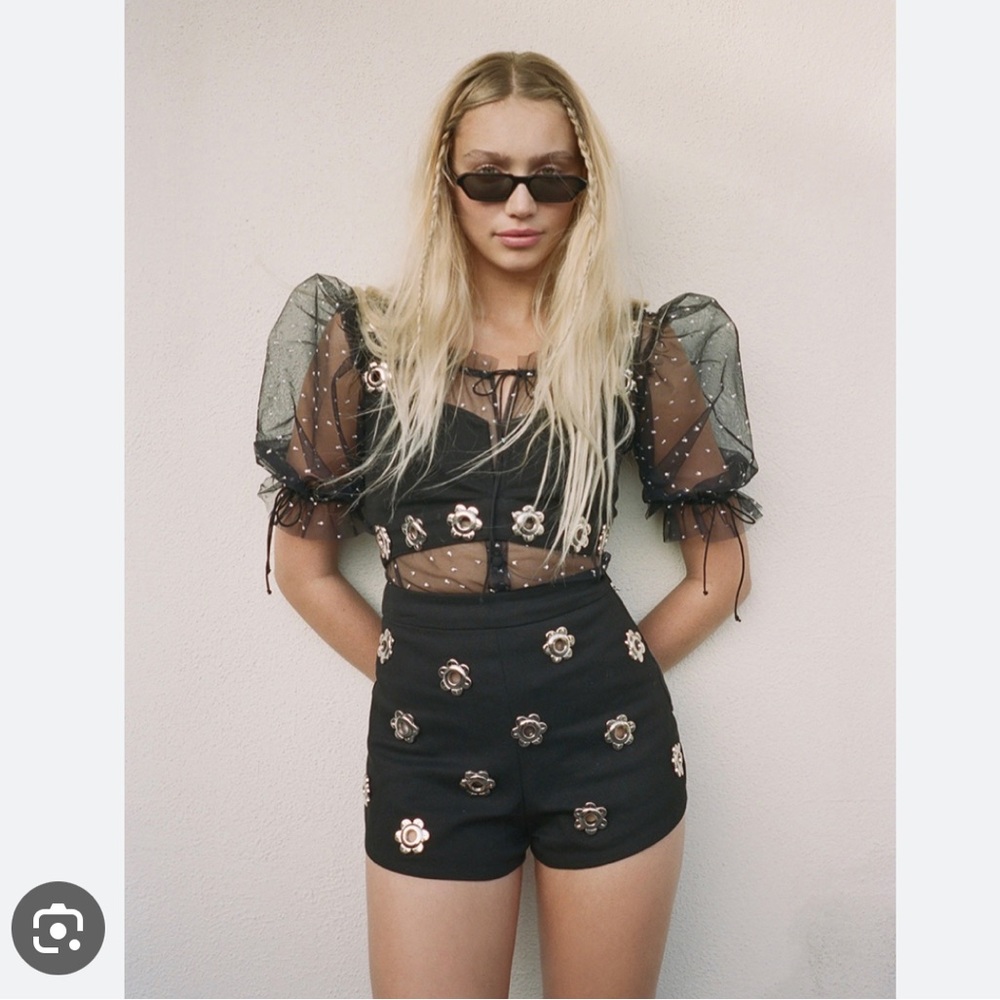 For love & lemons black flower grommet Parker short